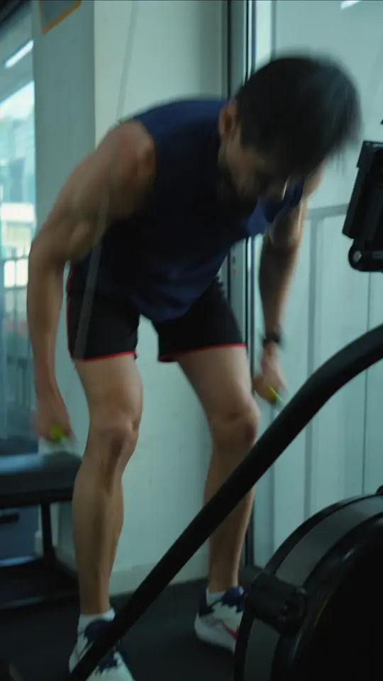 Frame 3 from Manulife: Hyrox 2026