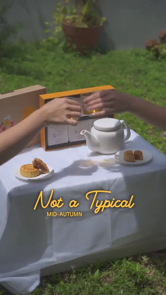 Frame 2 from SunnyHills: Mid-Autumn Your Way · I