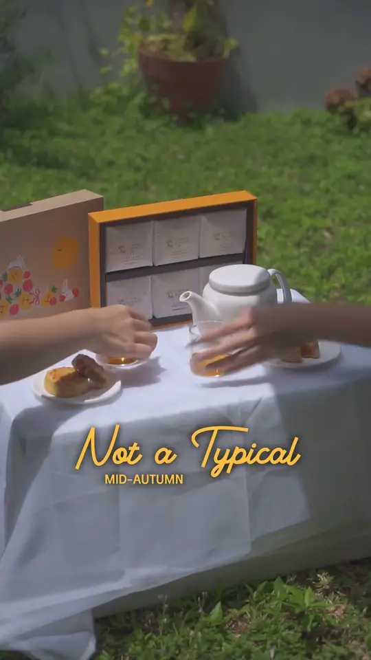 Frame 3 from SunnyHills: Mid-Autumn Your Way · I